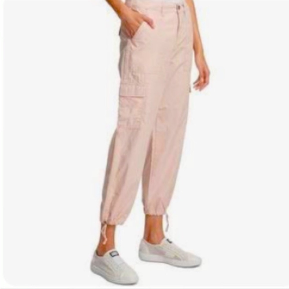 Pale pink Loft cargo style capris